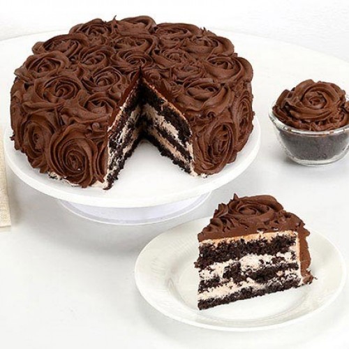 Chocolate Rose Cake Delivery in Faridabad
