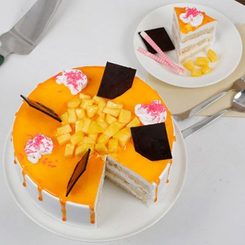Tempting Summer Mango Fruit Cake