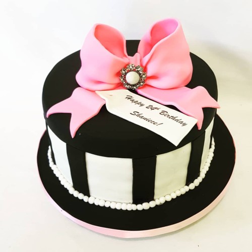 Unending Love Fondant Cake Delivery in Faridabad