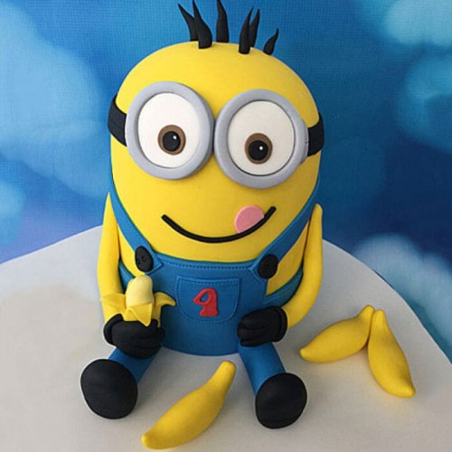 Minion With Bananas Fondant Cake Delivery in Faridabad