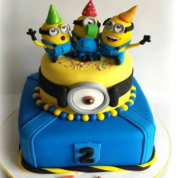 2 Tier Minions Fondant Cake 2 Tier Minions Fondant Cake