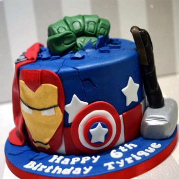 Avengers Theme Birthday Cake Avengers Theme Birthday Cake