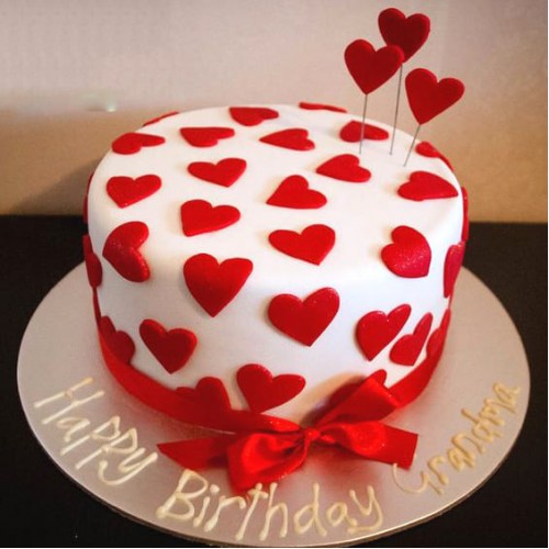 Cute Love Romantic Fondant Cake Delivery in Faridabad