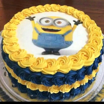 Cute Minion Photo Cake