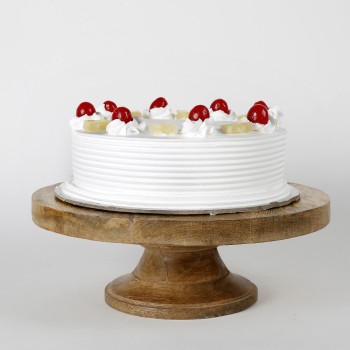 Pineapple Birthday Cake