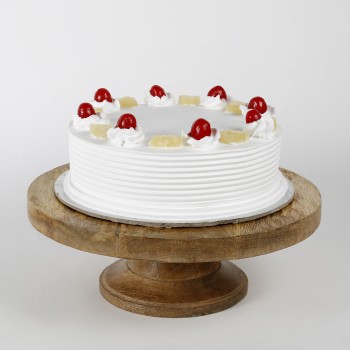 Pineapple Birthday Cake