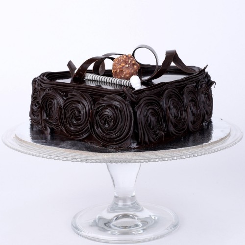 Special Floral Chocolate Cake Delivery in Faridabad
