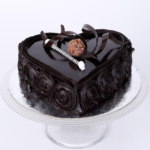 Special Floral Chocolate Cake Delivery in Faridabad