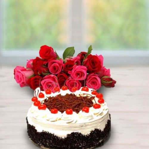 Delicious Black Forest Cake with Red Roses Delivery in Faridabad