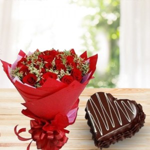 Heart Shape Chocolate Cake With Red Roses Bouquet