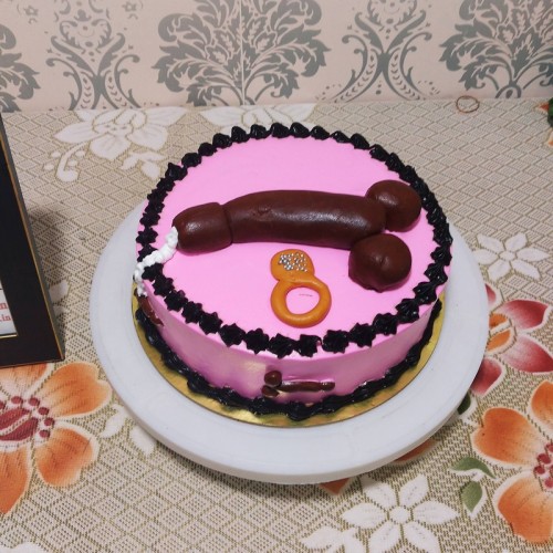 Penis Theme Semi Fondant Naughty Cake Delivery in Faridabad