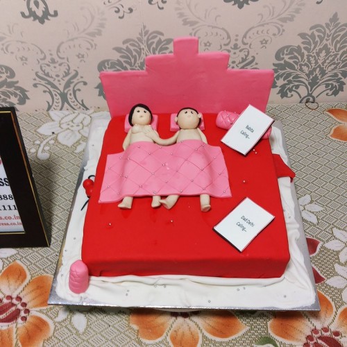 Naughty Couple Having Fun Fondant Cake in Faridabad