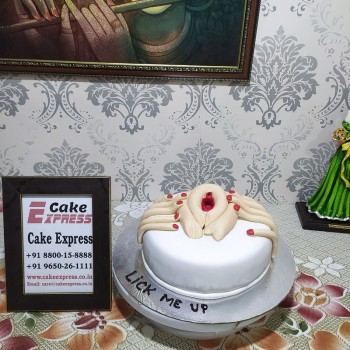 Pussy Shape Bachelorette Cake