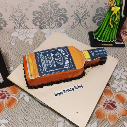 Jack Denial Whiskey Cake in Faridabad