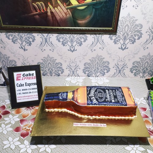 Jack Daniels Whiskey Cake Delivery in Faridabad