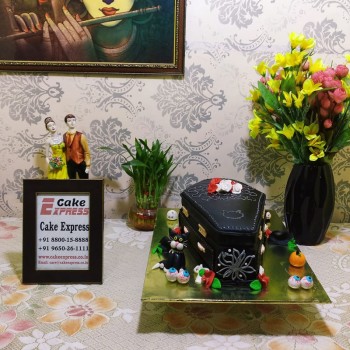 Coffin Shaped Fondant Cake