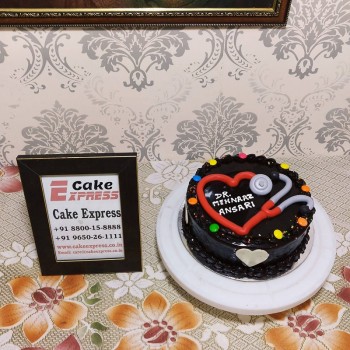 Regular Doctor Theme Chocolate Cake