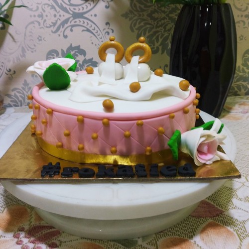 Engagement Rings Fondant Cake in Faridabad