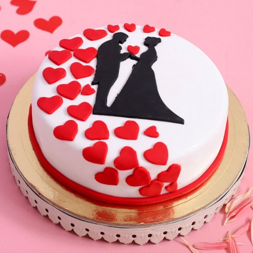 Love Couple Designer Fondant Cake in Faridabad