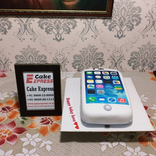 Amazing I Phone Fondant Cake Delivery in Faridabad