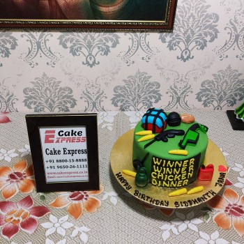 PUBG Battlefield Fondant Cake