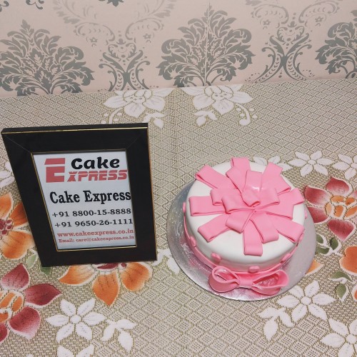 Pink Bow Truffle Fondant Cake in Faridabad