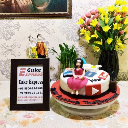 YouTuber Girl Theme Fondant Cake in Faridabad