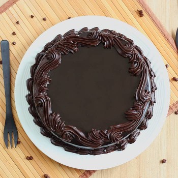 Artistic Chocolate Pleasure Cake Artistic Chocolate Pleasure Cake