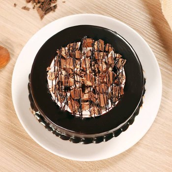 Amusing Kitkat Cake Amusing Kitkat Cake