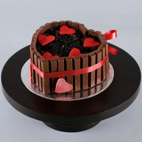 Heart Shaped KitKat Cake Delivery in Faridabad