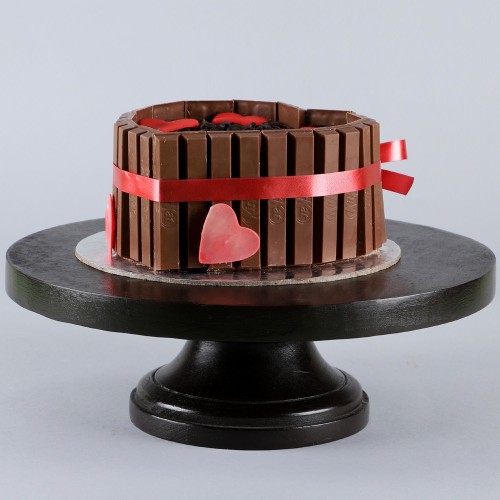 Heart Shaped KitKat Cake Delivery in Faridabad