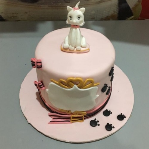 Cat Theme Fondant Cake Delivery in Faridabad