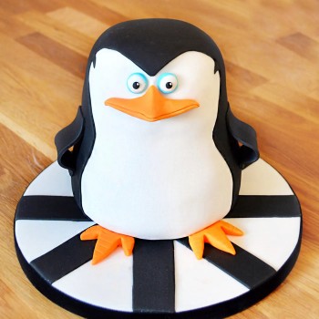 Penguin Designer Fondant Cake Penguin Designer Fondant Cake