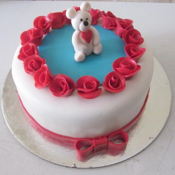 Teddy Rose Theme Fondant Cake Teddy Rose Theme Fondant Cake