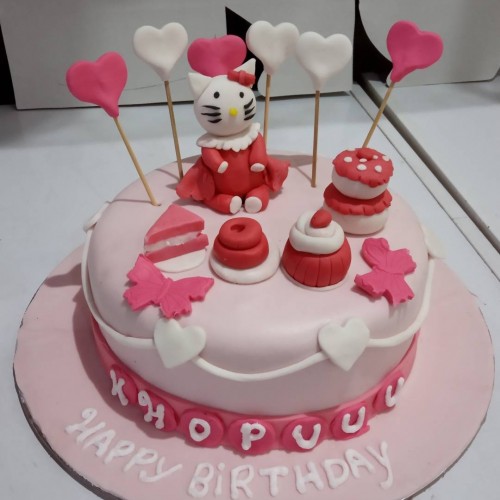 Hello Kitty Party Fondant Cake Delivery in Faridabad