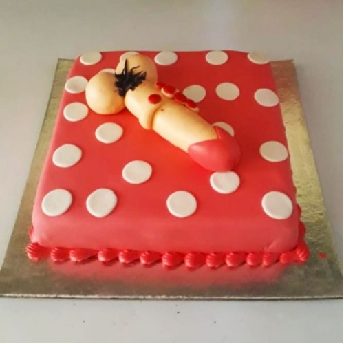 Hen Themed Naughty Cake Delivery in Faridabad