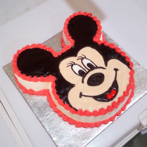 Mickey Mouse Pineapple Cake Delivery in Faridabad